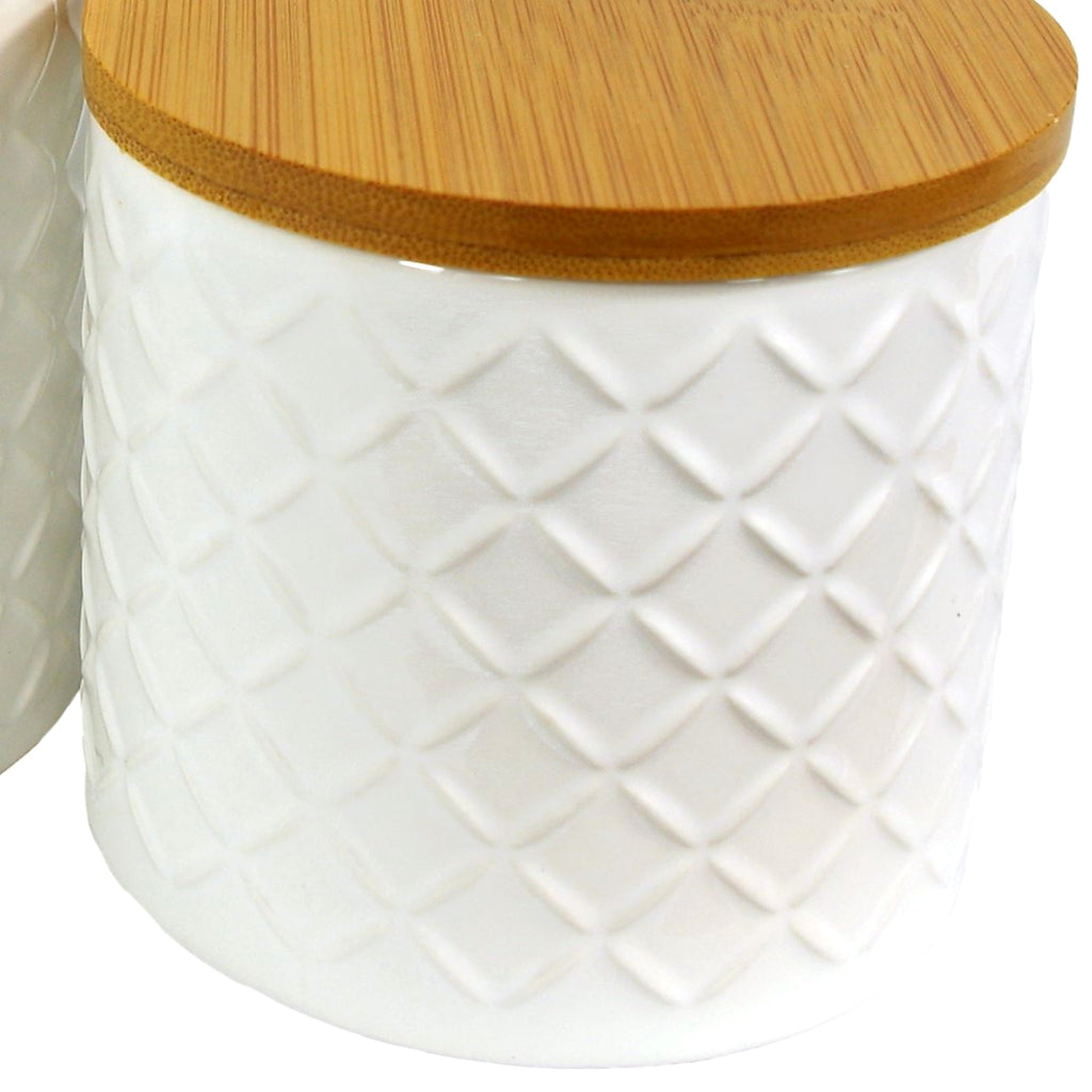 Embossed pattern of the cream ceramic jar