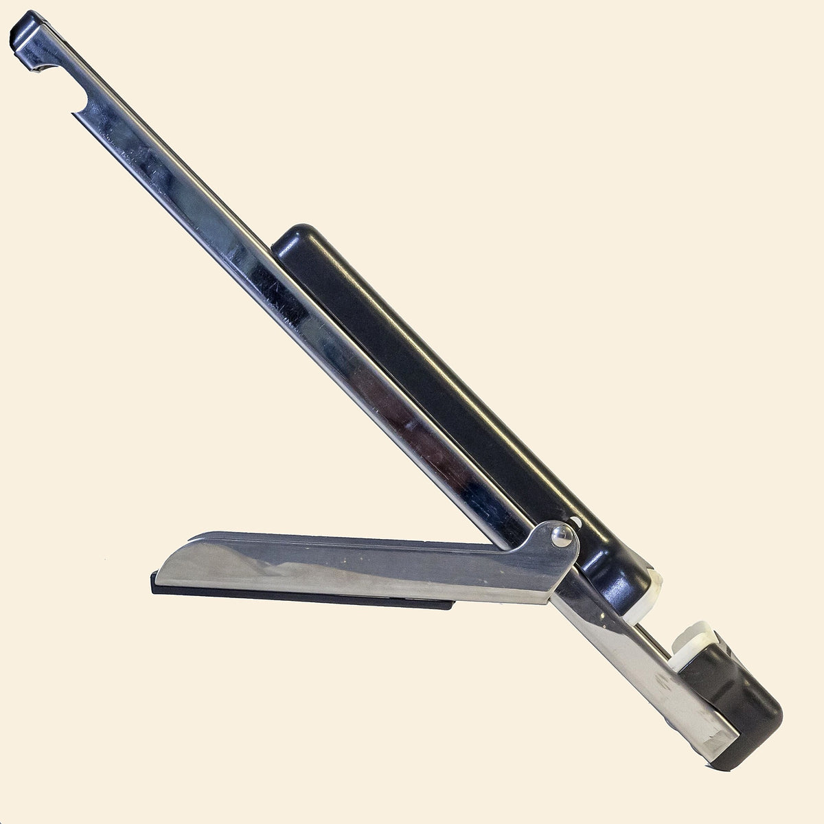 Adjustable jar opener, open